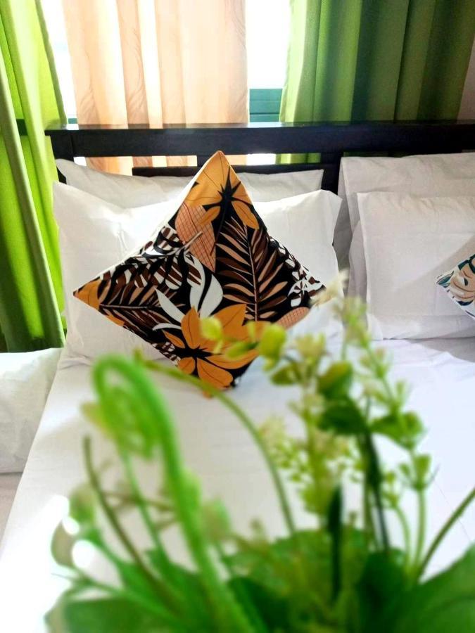 The Palm Tree Condotel Manila Airport Екстер'єр фото