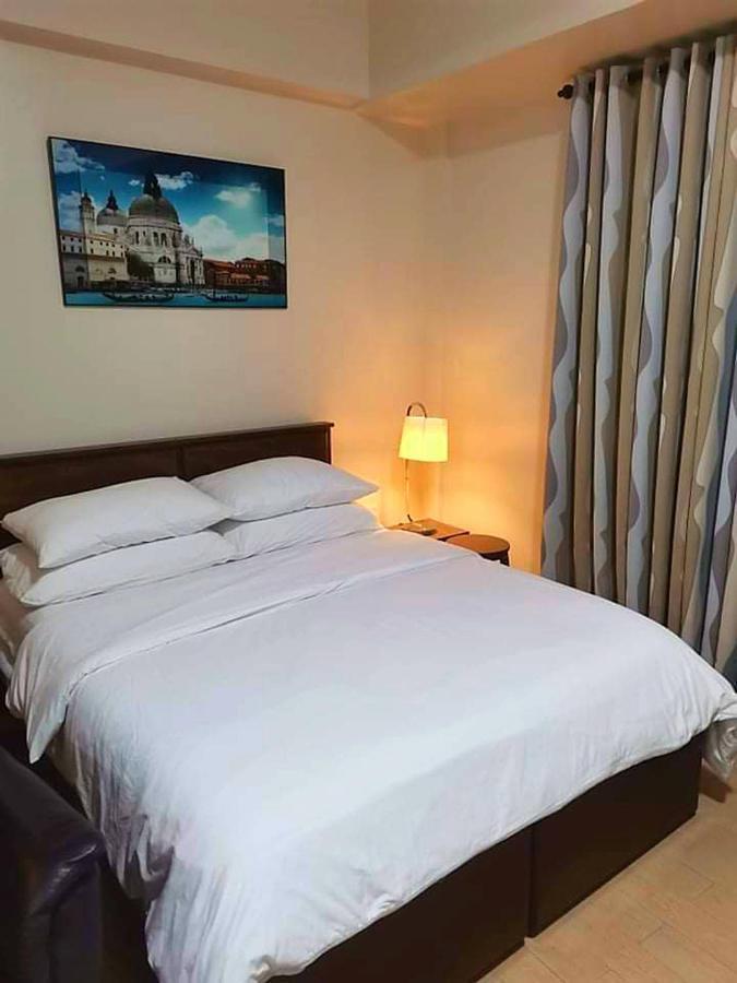 The Palm Tree Condotel Manila Airport Екстер'єр фото